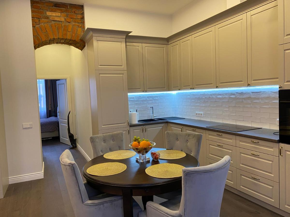 Old Town Apartment Kaunas Buitenkant foto